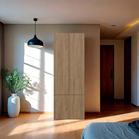 TUHOME  Armoire haute à 3 portes avec 4 étagères Tolleso, armoire indépendante pour chambre ou entrée, chêne naturel