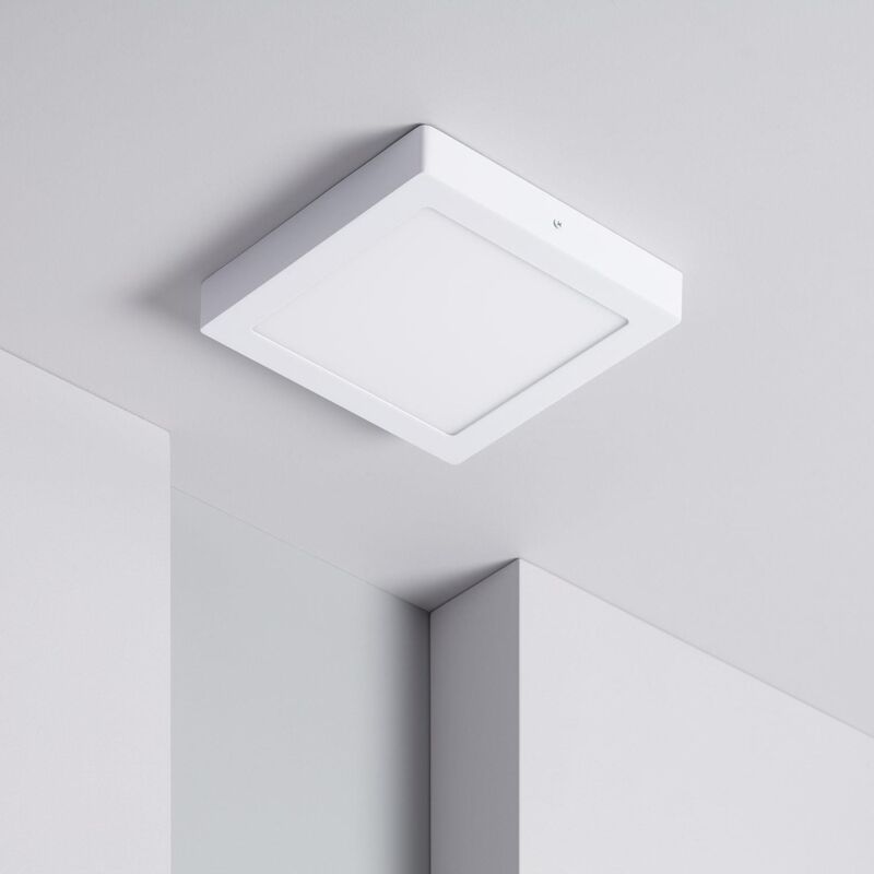 Plafonnier LED carré 18W blanc chaud montage apparent à 22,90