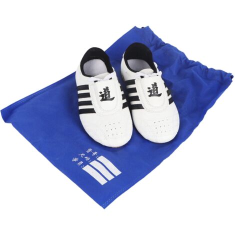 Taekwondo Chaussures Sport Boxing Kung Fu Taichi Chaussures pour hommes et femmes enfants (43) (1/5)