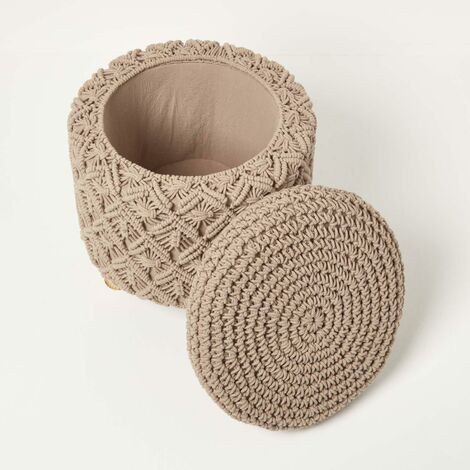 HOMESCAPES Pouf Bohémien In Macramè Bianco E Nero, Altezza 40 Cm, In Cotone E Lana, Poggiapiedi O Seduta Decorativa Con Imbottitura In Polistirolo