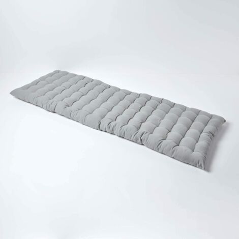 Homescapes – Coussin extérieur 3 places gris – Garnissage polyester 100% – Enveloppe coton doux – Lavable en machine à 40°C – Confort durable