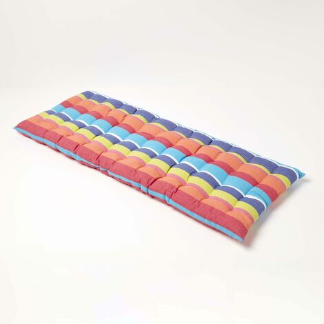 Homescapes – Coussin extérieur 2 places en coton 100% – Garnissage polyester dense – Rayures multicolores – Lavable en machine à 40°C (1/5)