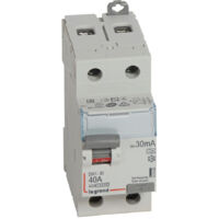 Legrand – Interrupteur différentiel 2P 230V 40A type A 30mA – Arrivée haute et départ bas à vis – Compatible avec auxiliaires et commandes motorisées