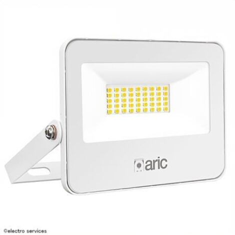 Aric – Projecteur extérieur 30W blanc – Température de couleur 3000K – Indice de protection IP65 – Éclairage LED 110° pour espaces extérieurs