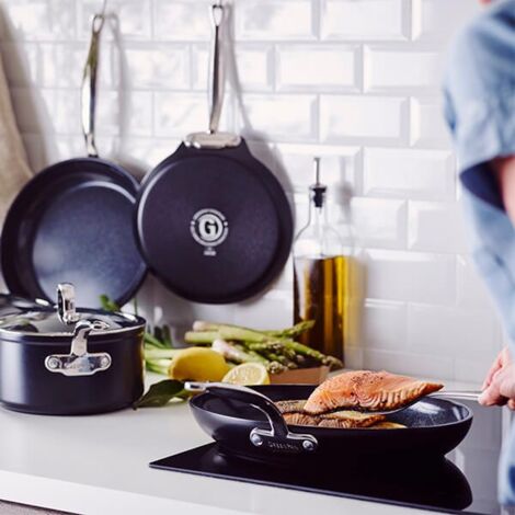 GreenPan Barcelona Pro Aluminium Non-Stick 33cm Oval Fishpan