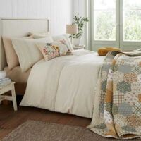 Catherine Lansfield Broderie Anglaise Double Duvet Set White