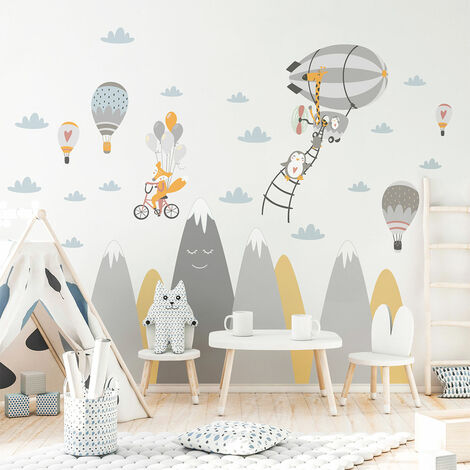 Stickers enfant montagnes scandinaves animaux magiques 110 x 165 cm (1/5)