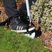 FISHTEC Dresse Bordure De Jardin - Coupe Bordure Manuel Avec Lame Acier Tranchante 28 Cm - Manche Pivotable 102 Cm - Outil Idéal Pour Délimiter Pelouse Et Allées