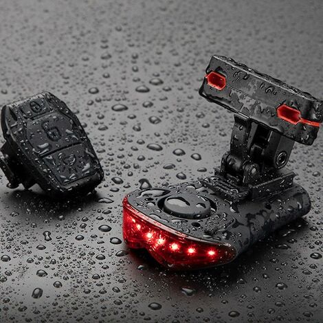 Elbstklebende Mini Digital Uhr Alarm für PKW Auto und Motorrad Neu Boot