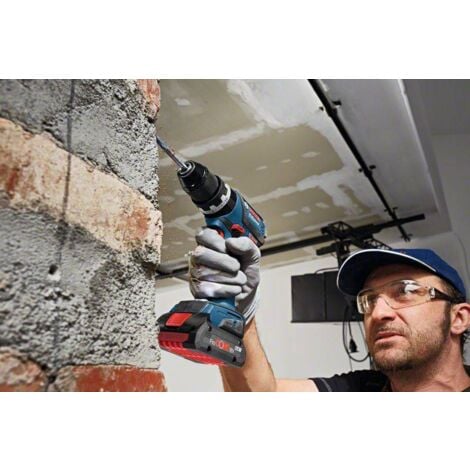 Bosch Starter Set 18V mit 2x ProCORE Akku 4.0Ah + GAL 18V-40 Ladegerät ( 1600A01BA3 )