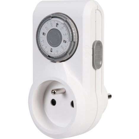 Legrand – Programmateur journalier 3680W – Alimentation 230V – Programmation par segment – Protection enfants – Commutateur marche forcée