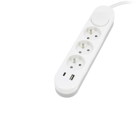 Multiprise avec 3 Prises & 2 Ports USB & Port USB-C 2500W cable 3 mettre