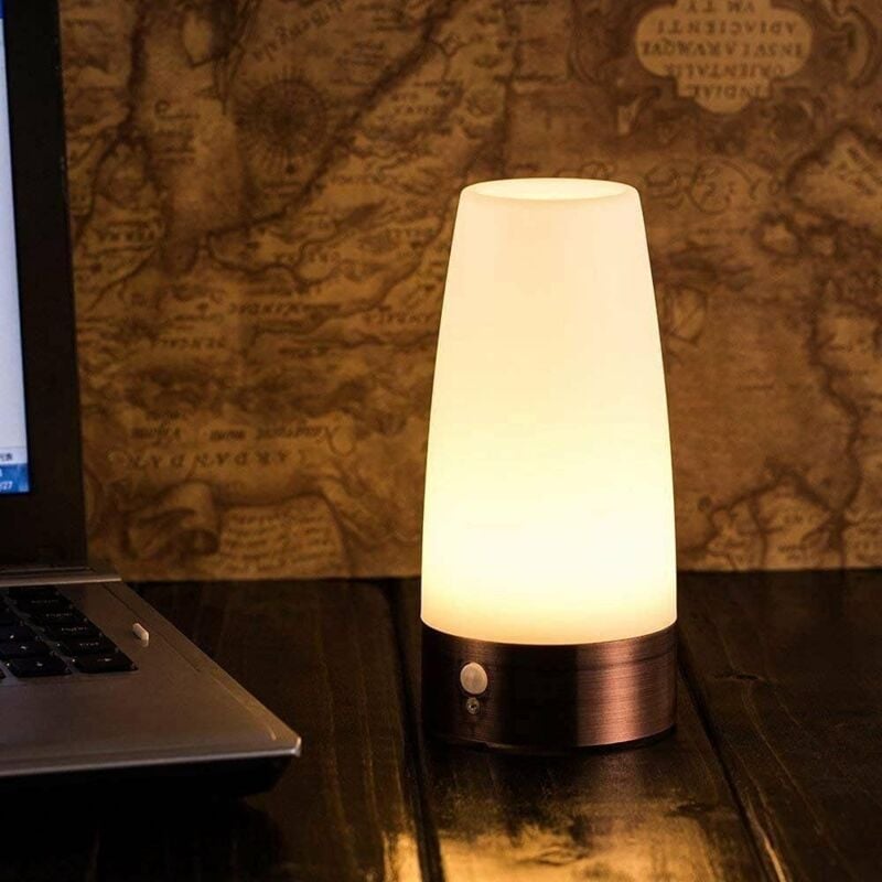 WRalwaysLX Lampe de table, veilleuse à LED rétro, lampe de chevet avec  détecteur de mouvement PIR sans fil, fonctionne avec 3 piles AAA 1,5 V,  Plastique, Lumière blanche, Round… : : Luminaires