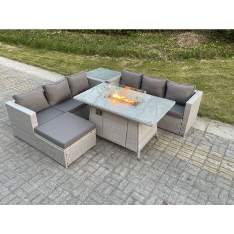 Fimous Gas Feuertisch für den Außenbereich Rattan Gartenmöbel Set mit Sofa Beistelltisch Hocker Gas Feuerstelle Helles Grau (1/5)