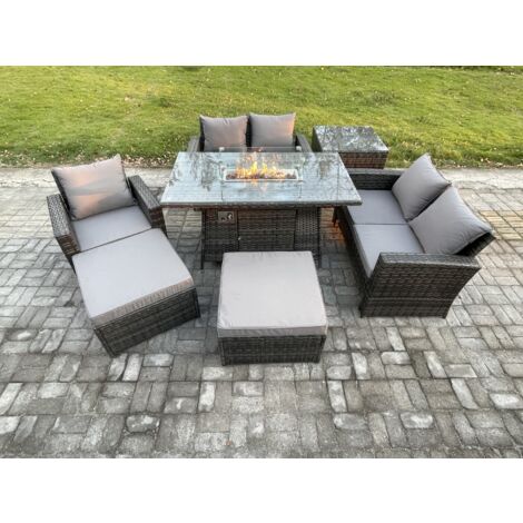 Fimous 7-Sitzer Rattan Gartenmöbel im Freien Gas Feuerstelle Tisch Sets Gasheizgerät mit Liebes-Sofa Stuhl 2 Großer Fußhocker Beistelltische Dunkelgrau Gemischt (1/5)