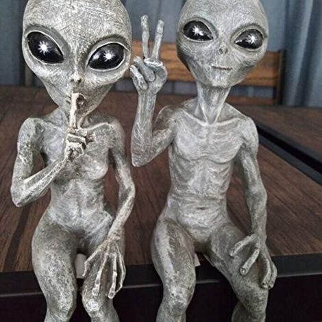 AIITLLYNA Alien Statuette,Set of 2 Space Alien Statues,Extra ...