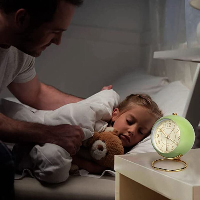 Horloge,Mini horloge numérique numérique lumineuse silencieuse, réveil avec  veilleuse, meilleur cadeau pour enfants - Type BK