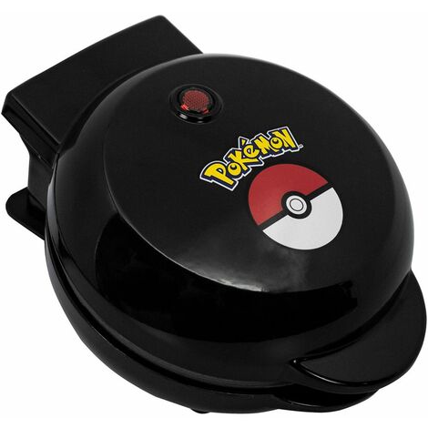 UNCANNY BRANDS POKÉMON PIKACHU USB-RECHARGEABLE PORTABLE BLENDER - The