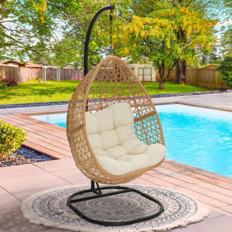 Sillón luna calado efecto ratán con cojín crudo