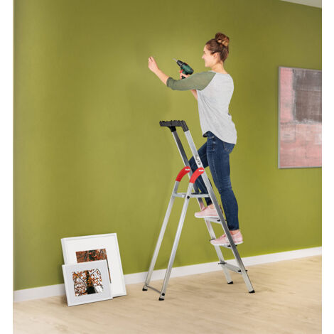 Escabeau sécurisé pliable en aluminium 4 marches ultra léger Hailo L60