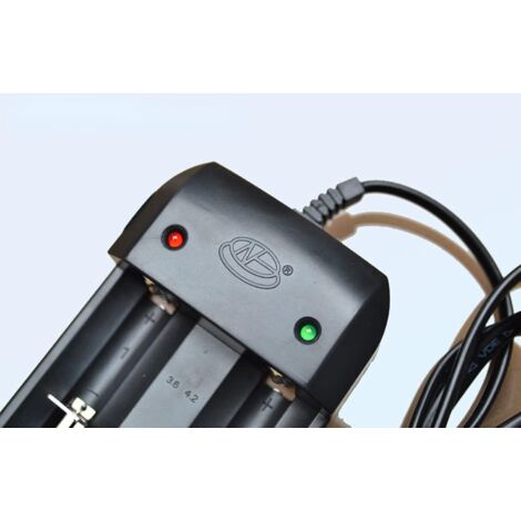 Chargeur de batterie au lithium-Double chargeur de batterie compatible avec 26650 22650 18650 18350 17500 16340 14500 10440 1001-0050 et AA/AAA Chargeur universel double fente pour NI-MH Batteries