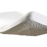Protège matelas en molleton finition PVC anti acarien
