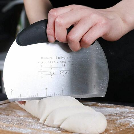 Grattoir à pâte coupe-pâtisserie en plastique grattoirs à pâte coupe-pain  outil de cuisine polyvalent 