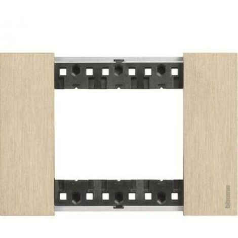 Placca Bticino Living Now 3 moduli oro KA4803ZW