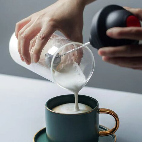 Pichet à mousse de lait, pichet à mousse de lait, tasse à crème en acier  inoxydable avec stylo artistique pour faire du café, du cappuccino et du  chocolat chaud : : Cuisine