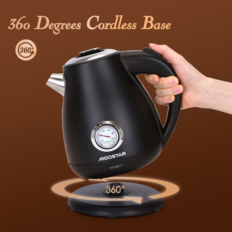 Electric kettle with store base