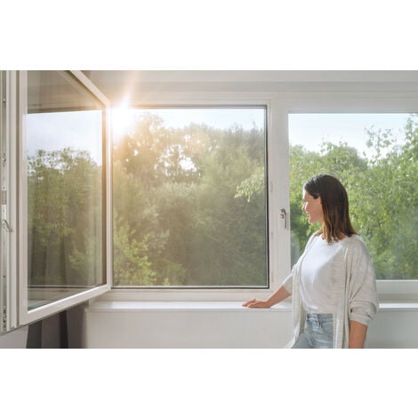 Sonnenschutz / Insektenschutz Fenster mit Klettband, 130 x 150 cm
