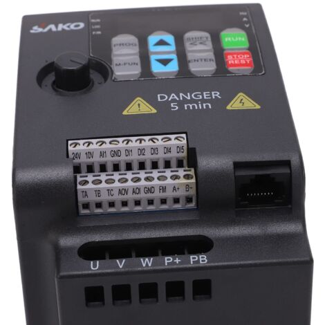 Variateur De Fréquence VFD 2.2KW 220V - Entrée 1/3 Phases, Sortie 3 Phases - Marque RATTMMOTOR