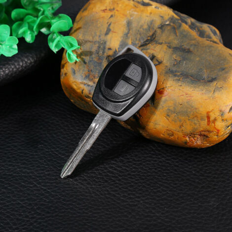 KUNIO Custodia per chiave auto adatta per Suzuki Swift SX4 Alto Jimny ignis Grand Vitara, adatta per Opel Agila, adatta per Nissan Pixo, custodia in metallo, portachiavi B nero