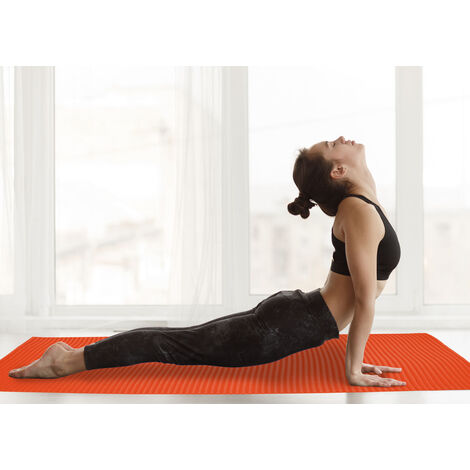 Tappetino Yoga Sport Ginnastica 65x200cm Antiscivolo Colore Arancio (1/5)