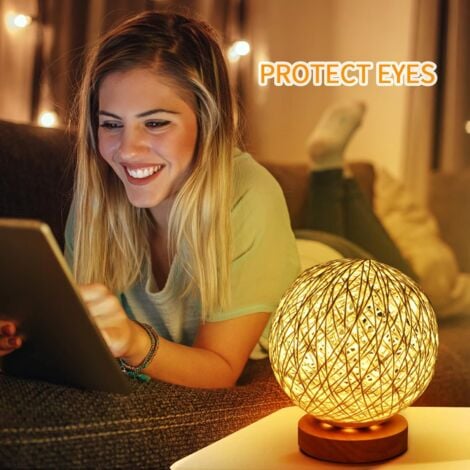 Rotin Lumière de Nuit, Lampe de table en bois avec abat-jour tissé à la main, USB rechargeable, Lampe d'Ambiance de Chambre en Rotin et Bois pour chambre à coucher, salon, Blanc