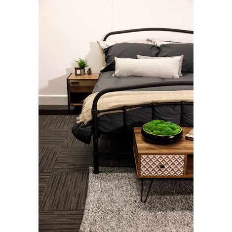 Halston 4.6 Double Black Bed