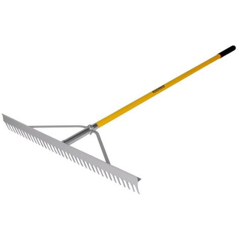 Aluminium landscape rake 900mm 36in – For raking bark, wood chippings, leaf mulch – Wide head for large areas – ROU68636 – Roughneck (1/4)