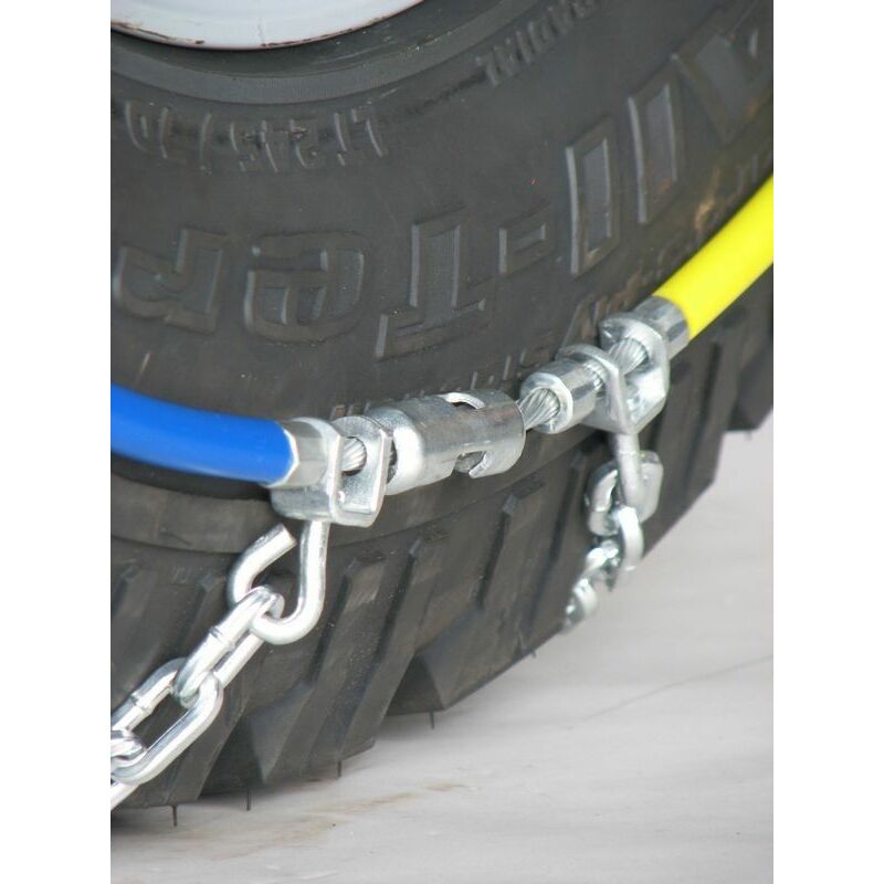 Chaine neige 4x4 utilitaires 16mm pneu 235/50R18 robuste et fiable - Brico  Privé