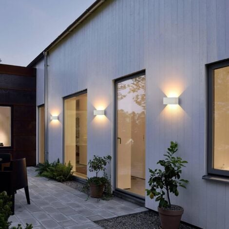 Applique murale LED intérieure/extérieure avec détecteur de mouvement, 24 W, applique murale extérieure étanche IP 65, blanc chaud 3000 K, angle d'éclairage réglable vers le haut et vers le bas.