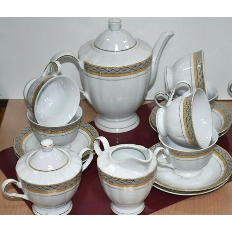 Servizio completo da tea in porcellana con teiera lattiera e zuccheriera