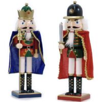 Set di 2 Soldatini Schiaccianoci Natalizi da Collezione in Legno Dipinto a Mano con Mantello in tessuto Rosso e Blu H38