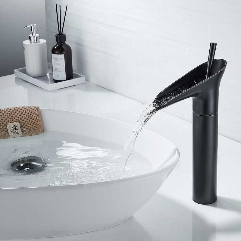 Robinet simple de lavabo rétro Robinet Lavabo Eau Froide Uniquement  Robinetterie pour Toilettes Invités Mitigeur Salle de Bains Chromé