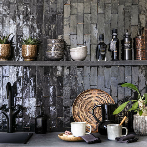 Zellige véritable Carrelage Artisanal - 5x15 cm - Noir Intense (vendu par boîte de 0,5m²)