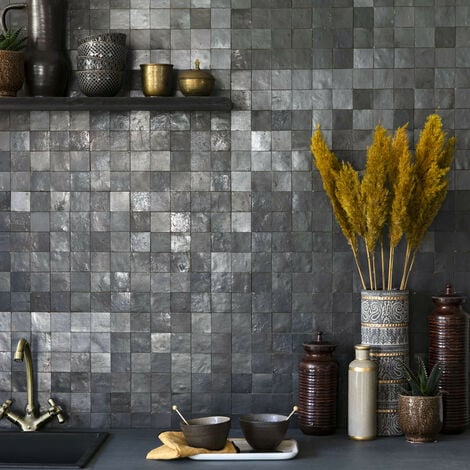 Zellige véritable Carrelage Artisanal - 5x5 cm - Noir Carbone (vendu par plaque de 0,09 m² - 30x30 cm)
