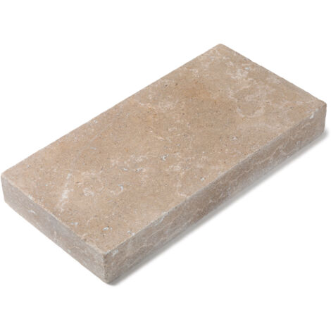 Margelle de piscine en pierre naturelle Sinai – Dimensions 60x30 cm – Bord droit – Finition vieillie beige – Pour aménagement extérieur (1/4)