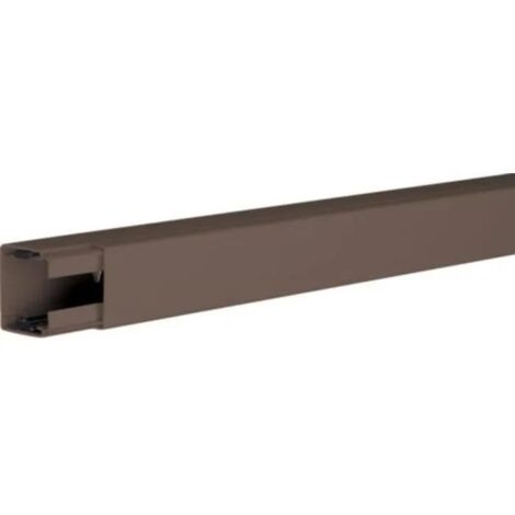 Hager – Goulotte de câbles PVC marron 2000 mm – LF4004008014 – Largeur 40 mm – Montage au sol – Livrée avec agrafer et connecteur de canaux
