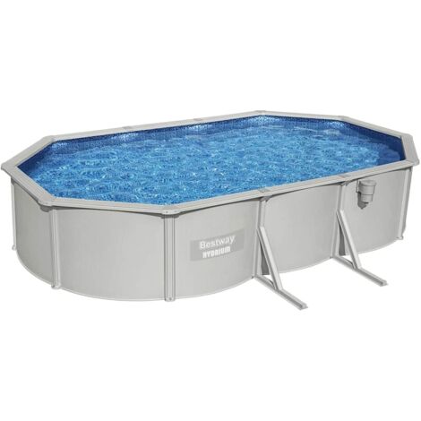 Piscina fuori terra in WPC senza manutenzione con scala laterale