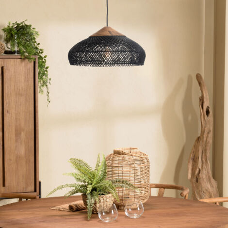 SIXTINE - Suspension 40x40cm en bois de teck recyclé et rotin noire (1/5)