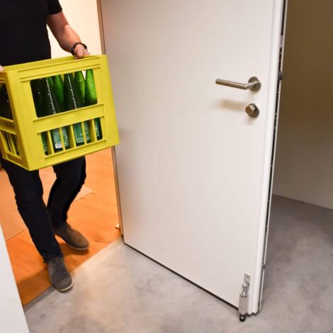 Bloc de porte avec commande au pied  Particulièrement robuste  Maintien maximal  Bloque de porte flexible