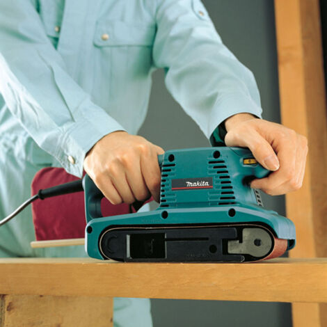 Ponceuse à bande Makita 9911